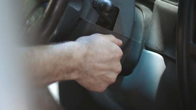 Video Reference: Vehicle door, Hand, Finger, Auto part, Muscle, Automotive exterior, Nail, Vehicle, Car, Automotive window part