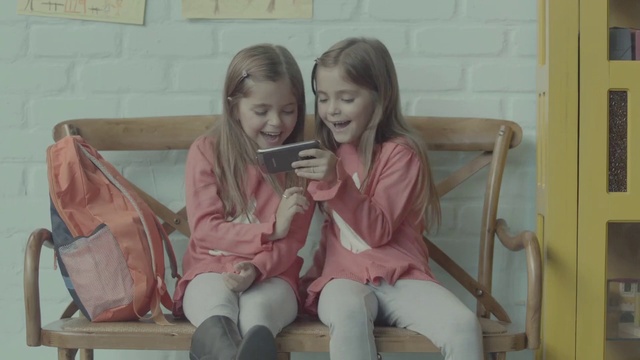 Video Reference: People, Child, Sitting, Fun, Family, Room, Sibling, Happy, Smile, Toddler