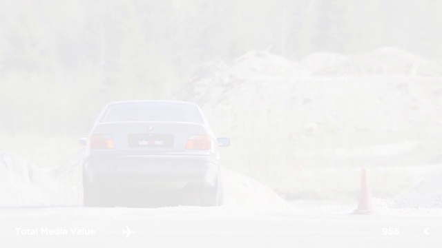 Video Reference: White, Atmospheric phenomenon, Blizzard, Winter storm, Snow, Vehicle, Sky, Car, Automotive design, Fog
