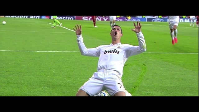 Video Reference: player, football player, sport venue, soccer player, games, ball, grass, football, sports, kick, Person