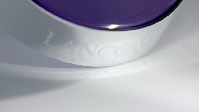 Video Reference: Cobalt blue, Purple, Violet, Dishware, Serveware, Tableware, Magenta, Plate, Bowl