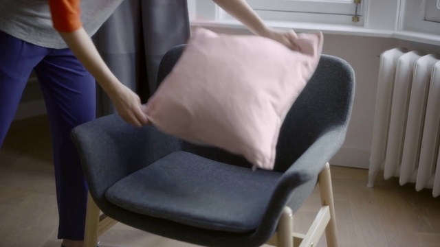 Video Reference: Furniture, Chair, Product, Slipcover, Comfort, Room, Leg