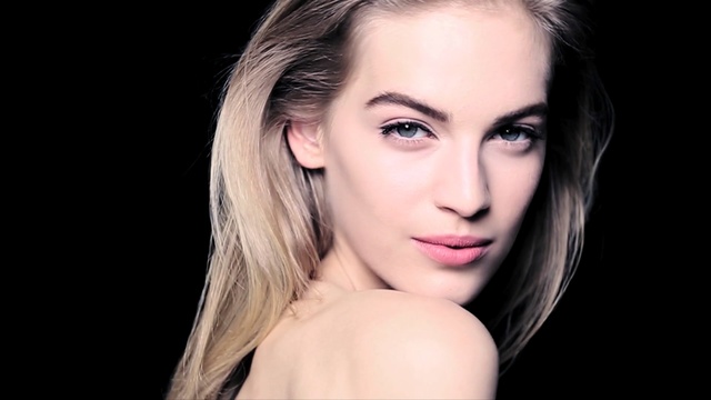 Video Reference: Face, Hair, Eyebrow, Lip, Skin, Beauty, Cheek, Chin, Hairstyle, Nose, Person