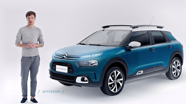 Video Reference: Land vehicle, Vehicle, Car, Motor vehicle, Automotive design, Compact sport utility vehicle, Citroën c4, Citroën, Vehicle door, Mini SUV, Person