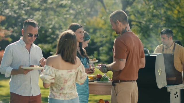 Video Reference: Event, Community, Picnic, Recreation, Summer, Adaptation, Vacation, Meal, Food, Family