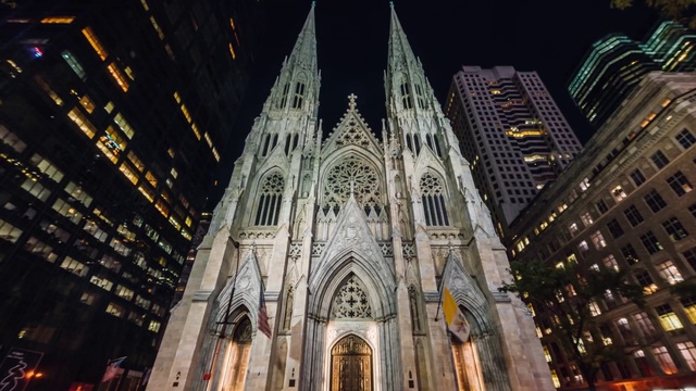 Video Reference: Landmark, Architecture, Place of worship, Building, Cathedral, Gothic architecture, Medieval architecture, Metropolis, Night, Church