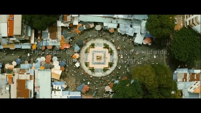 Video Reference: residential area, urban area, neighbourhood, suburb, landmark, home, architecture, urban design, city, biome