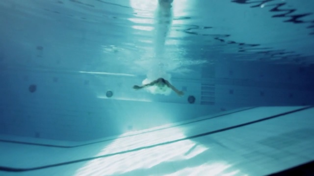 Video Reference: Blue, Water, Swimming, Aqua, Swimming pool, Recreation, Underwater, Sky, Swimmer, Individual sports, Person