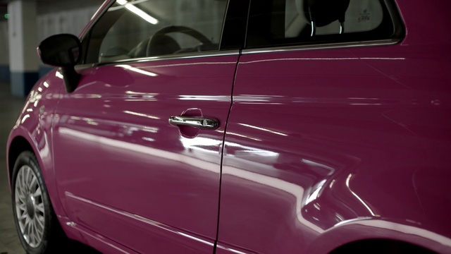 Video Reference: Land vehicle, Vehicle, Car, Alloy wheel, Vehicle door, City car, Luxury vehicle, Fiat 500, Automotive wheel system, Wheel