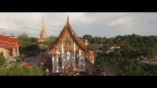 Video Reference: Temple, Place of worship, Landmark, Hindu temple, Architecture, Building, Wat, Historic site, Sky, Temple