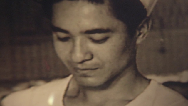 Video Reference: Face, Forehead, Eyebrow, Nose, Head, Chin, Cheek, Lip, Eye, Portrait