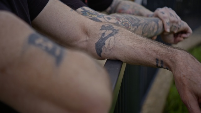 Video Reference: Arm, Tattoo, Joint, Muscle, Flesh, Human leg, Hand, Leg, Temporary tattoo, Human body