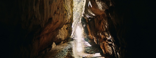 Video Reference: Formation, Cave, Narrows, Rock, Infrastructure, Geology, Coastal and oceanic landforms, Erosion, Geological phenomenon, Thoroughfare