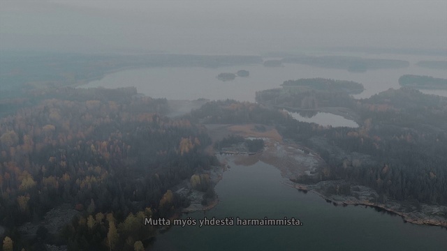 Video Reference: Aerial photography, Atmospheric phenomenon, Water, Haze, Water resources, Sky, Highland, Hill station, Mist, Lake
