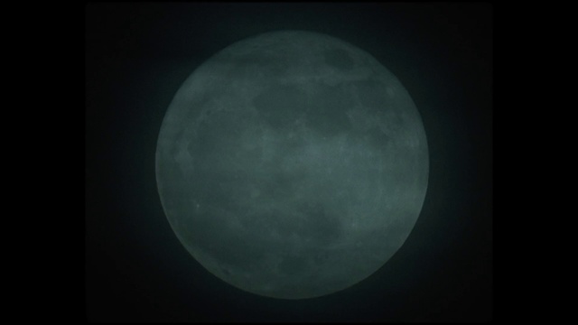 Video Reference: Moon, Nature, Atmosphere, Atmospheric phenomenon, Celestial event, Astronomical object, Darkness, Sky, Light, Full moon