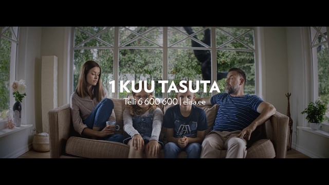 Video Reference: People, Social group, Photograph, Sitting, Facial expression, Fun, Youth, Conversation, Snapshot, Friendship