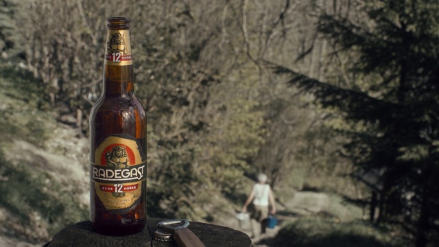 Video Reference: Drink, Bottle, Beer, Alcohol, Alcoholic beverage, Beer bottle, Glass bottle, Distilled beverage, Liqueur, Lager