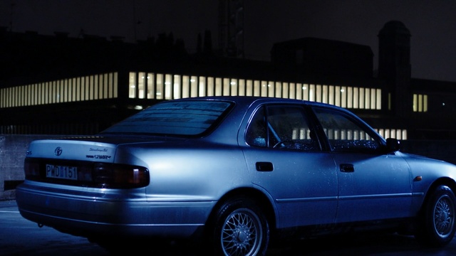 Video Reference: Land vehicle, Vehicle, Car, Sedan, Mid-size car, Toyota camry