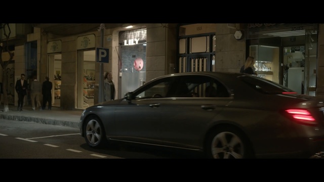 Video Reference: Land vehicle, Vehicle, Car, Mid-size car, Automotive design, Luxury vehicle, Snapshot, Automotive lighting, Mercedes-benz, Person