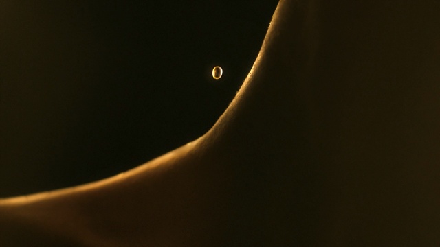 Video Reference: Black, Light, Yellow, Sky, Water, Line, Night, Darkness, Macro photography, Space