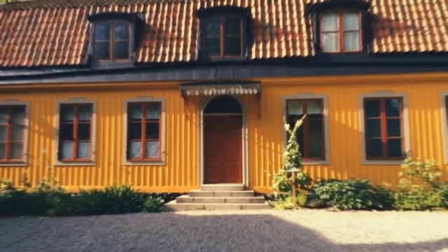 Video Reference: property, home, house, facade, estate, window, real estate, siding, residential area, cottage, Person