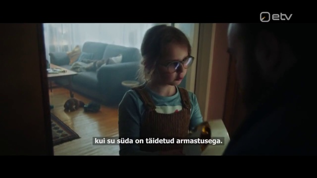 Video Reference: Eyewear, Face, Hair, Glasses, Photograph, Facial expression, Head, Snapshot, Text, Photo caption