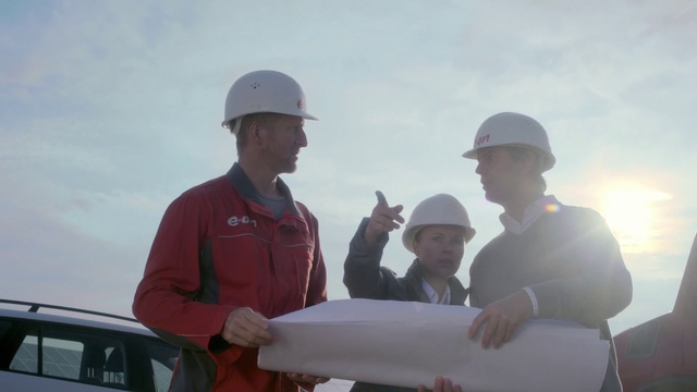 Video Reference: Headgear, Personal protective equipment, Engineer, Hard hat