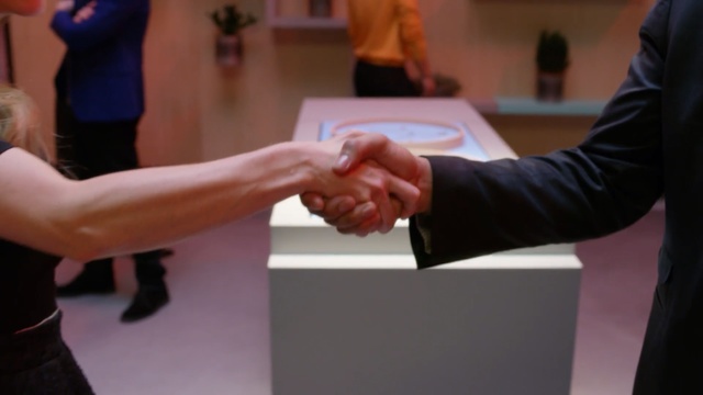 Video Reference: Arm, Hand, Finger, Arm wrestling, Gesture, Joint, Wrestling, Contact sport, Thumb, Wrist