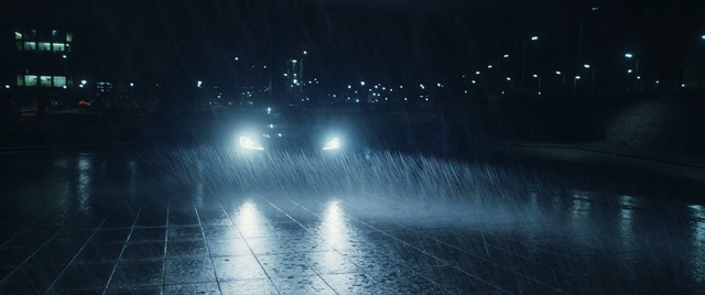 Video Reference: Water, Atmosphere, Light, Blue, Darkness, Lighting, Atmospheric phenomenon, Night, Sky, Midnight