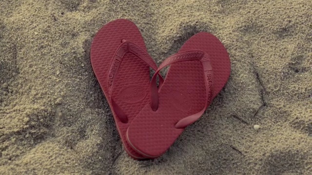 Video Reference: Pink, Heart, Flip-flops, Footwear, Love, Heart, Valentine day, Carmine, Shoe, Sandal