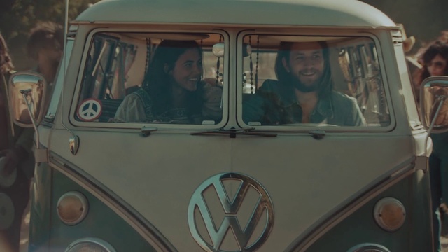 Video Reference: Land vehicle, Vehicle, Motor vehicle, Car, Transport, Mode of transport, Volkswagen type 2, Van, Commercial vehicle, Classic
