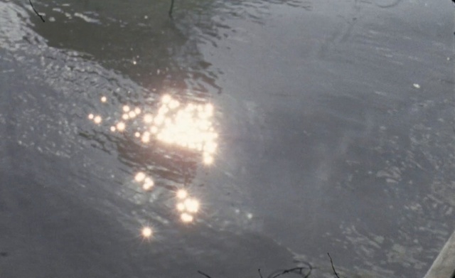 Video Reference: Water, Reflection, Sunlight, Light, Atmospheric phenomenon, Sky, Atmosphere, Geological phenomenon, Cloud, Meteorological phenomenon