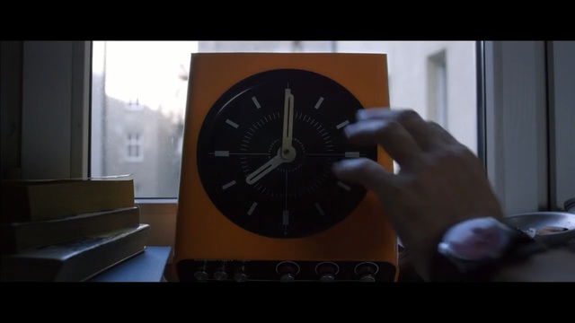 Video Reference: Clock, Watch, Home accessories, Wall clock, Fashion accessory