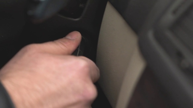 Video Reference: Vehicle door, Hand, Finger, Automotive exterior, Automotive design, Auto part, Bumper, Car, Rim, Vehicle