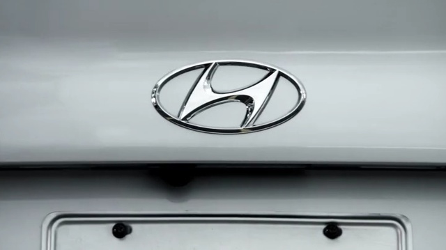 Video Reference: Vehicle, Car, Emblem, Vehicle door, Logo, Symbol, Toyota