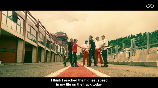 Video Reference: Snapshot, Photography, Love, Walking, Gesture, Tourism