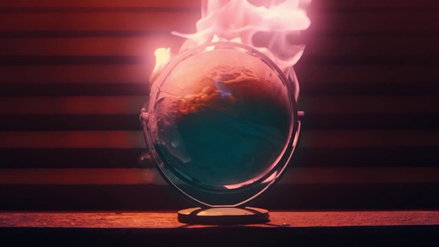 Video Reference: Water, Light, Glass, Sky, Still life photography, Drinkware, Drink, Stemware, Wine glass, Transparent material