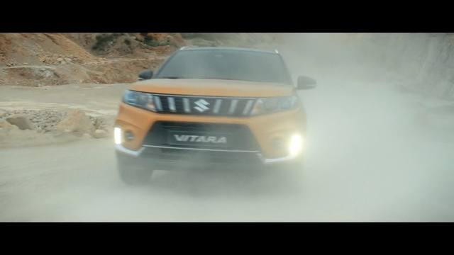 Video Reference: Land vehicle, Vehicle, Car, Headlamp, Bumper, Automotive lighting, Grille, Automotive exterior, Automotive design, Sport utility vehicle