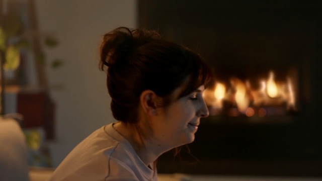 Video Reference: Hair, Forehead, Hairstyle, Human, Fun, Room, Ear, Photography, Neck, Night