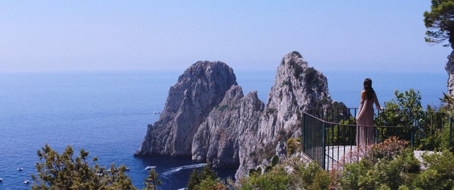 Video Reference: Promontory, Rock, Cliff, Klippe, Coast, Natural landscape, Coastal and oceanic landforms, Headland, Sea, Cape