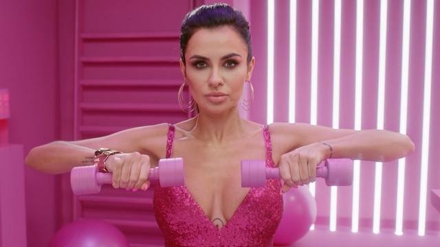 Video Reference: Shoulder, Pink, Beauty, Skin, Chin, Chest, Arm, Neck, Muscle, Lip