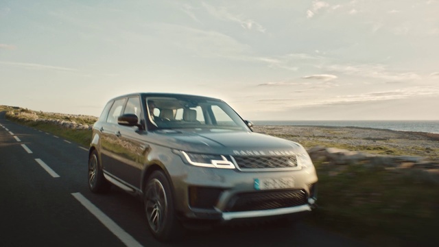 Video Reference: Land vehicle, Vehicle, Car, Automotive design, Sport utility vehicle, Alloy wheel, Rim, Bumper, Luxury vehicle, Automotive wheel system