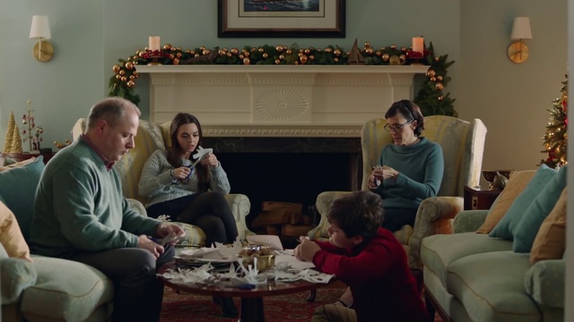 Video Reference: People, Conversation, Room, Living room, Interaction, Event, Christmas, Home, Fun, House