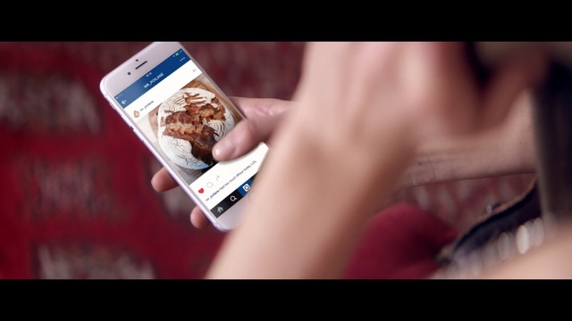 Video Reference: electronic device, finger, girl, hand, nail, arm, mobile phone, muscle, gadget