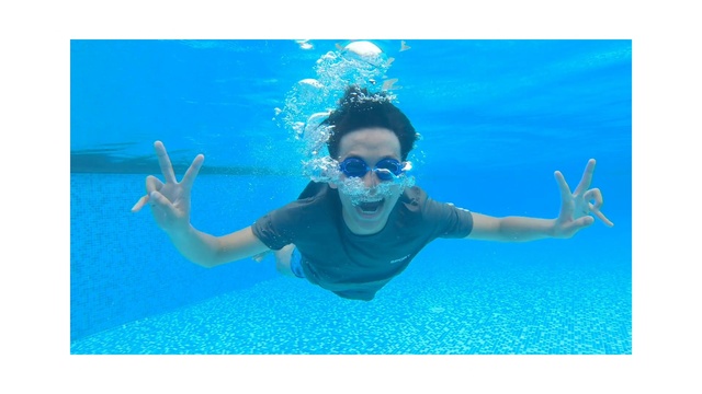 Video Reference: Underwater, Fun, Diving equipment, Swimming, Recreation, Aqua, Diving mask, Leisure, Snorkeling, Personal protective equipment