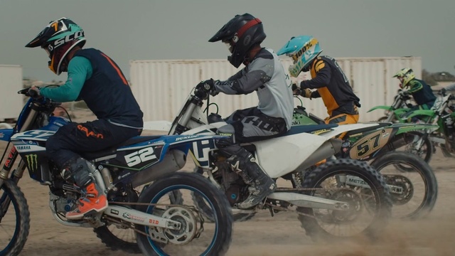 Video Reference: Land vehicle, Motorcycle racer, Motorcycle, Motorcycling, Vehicle, Motorcycle racing, Motocross, Motor vehicle, Enduro, Racing