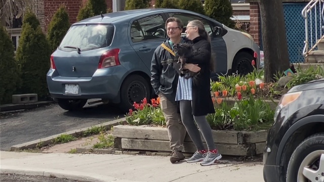 Video Reference: Land vehicle, Vehicle, Car, City car, Hatchback, Compact car, Family car, Vehicle door, Toyota yaris, Subcompact car