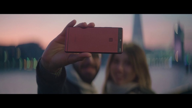 Video Reference: Gadget, Smartphone, Electronic device, Technology, Snapshot, Photography, Mobile phone, Hand, Communication Device, Finger