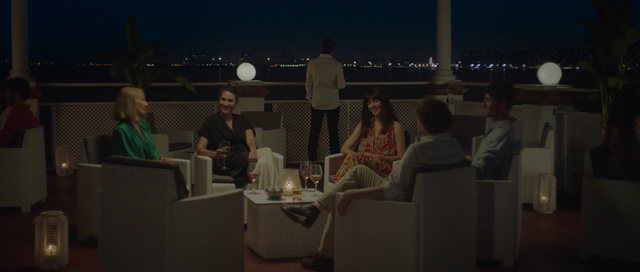 Video Reference: Fun, Event, Night, Restaurant, Conversation, Photography, Vacation, Crowd, Sitting, Darkness