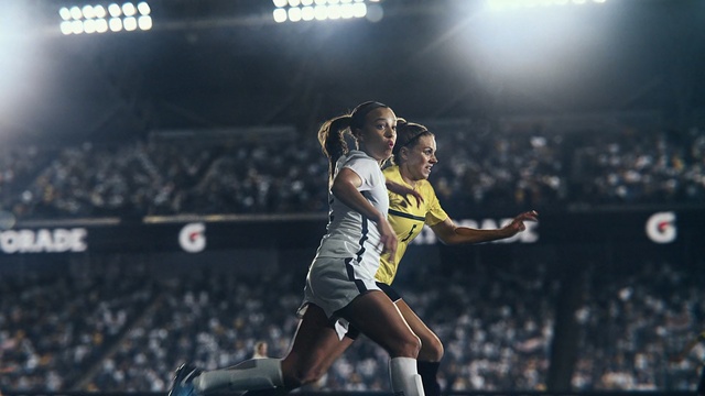 Video Reference: Sport venue, Football player, Player, Sports equipment, Stadium, Arena, Tournament, Ball game, Championship, Sports, Person